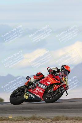 media/Nov-16-2025-Race Pace (Sun) [[8c5fa54630]]/Non Verified Riders (1st 20 Minutes)/7-Turn 9 Entry (210pm)/